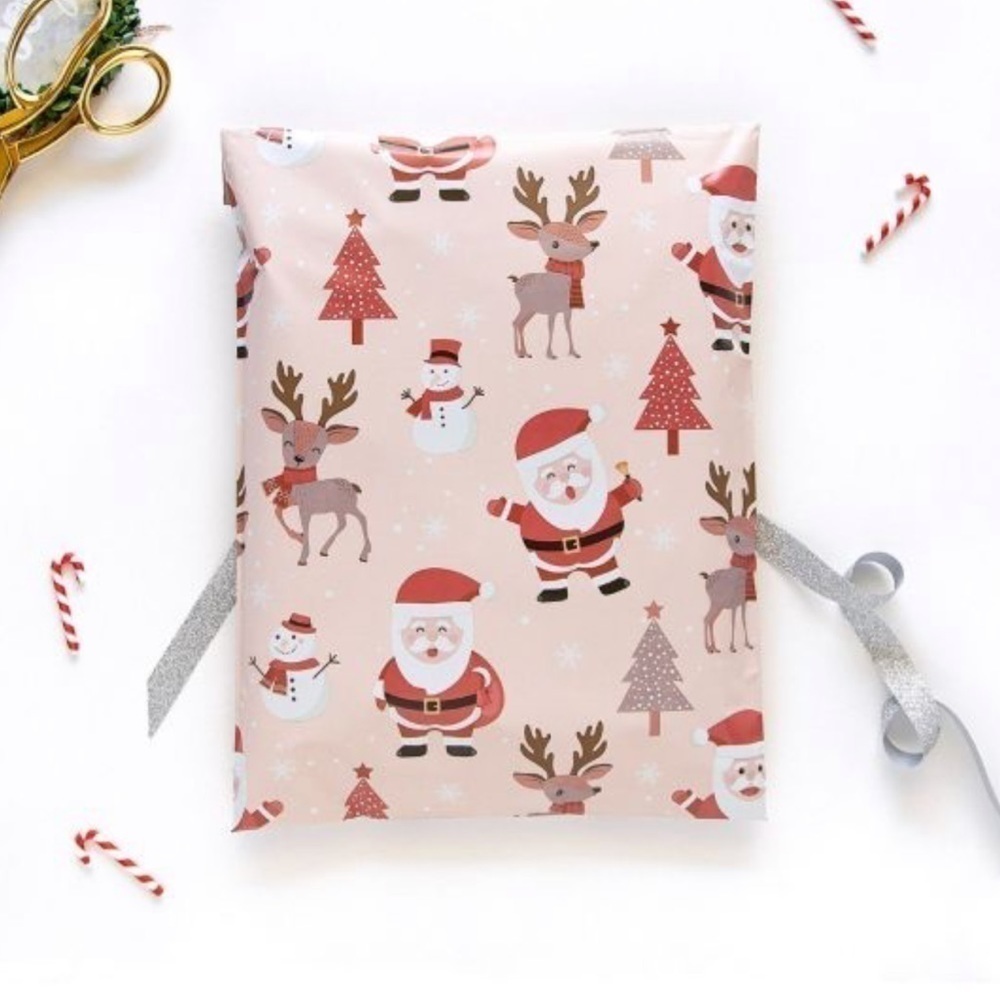 Poly Mailers 10x13” Christmas Santa reindeer snowman holiday 25 count‎